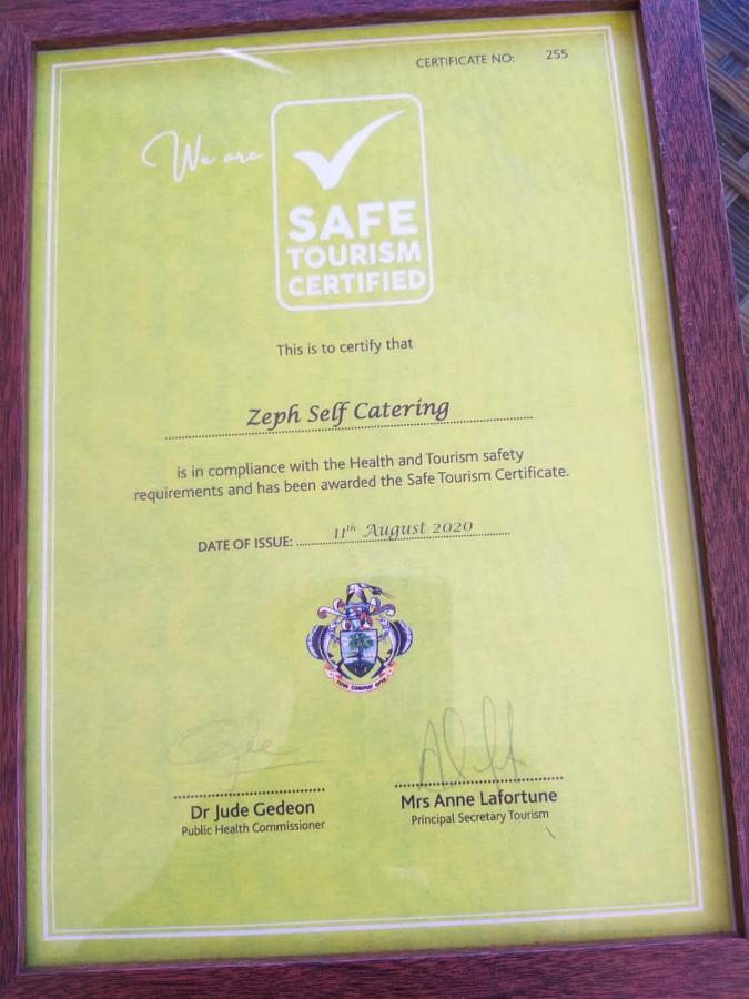 Baie Lazare Zeph Self Cateringアパートメント エクステリア 写真