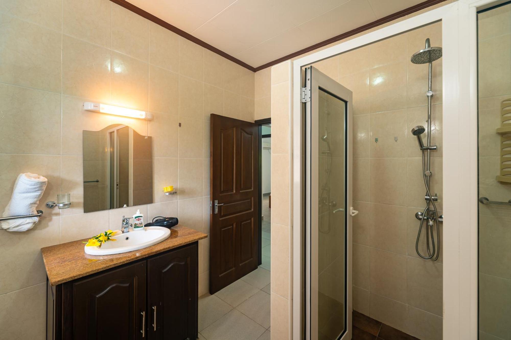Baie Lazare Zeph Self Cateringアパートメント エクステリア 写真